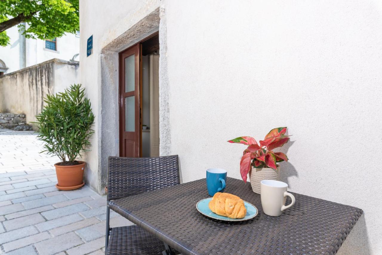 Picturesque Apartment San Rocco 1 Pićan Exterior foto